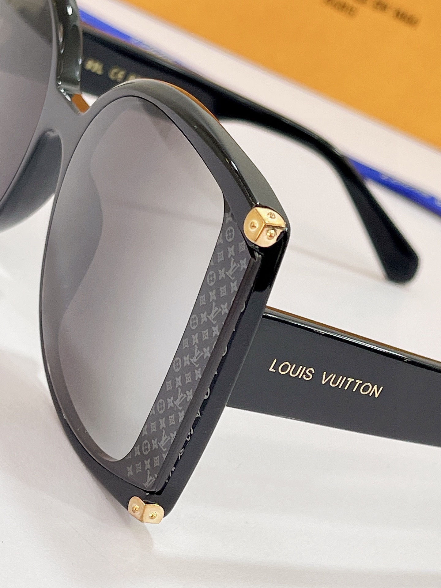 LOUIS VUITTON Acetate Nylon In The Mood For Love Sunglasses Z1294E Black |  FASHIONPHILE