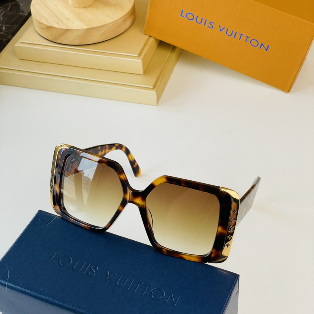 Louis Vuitton Z1664E Sunglasses Lv Moon Square Full Rim Monogram Used