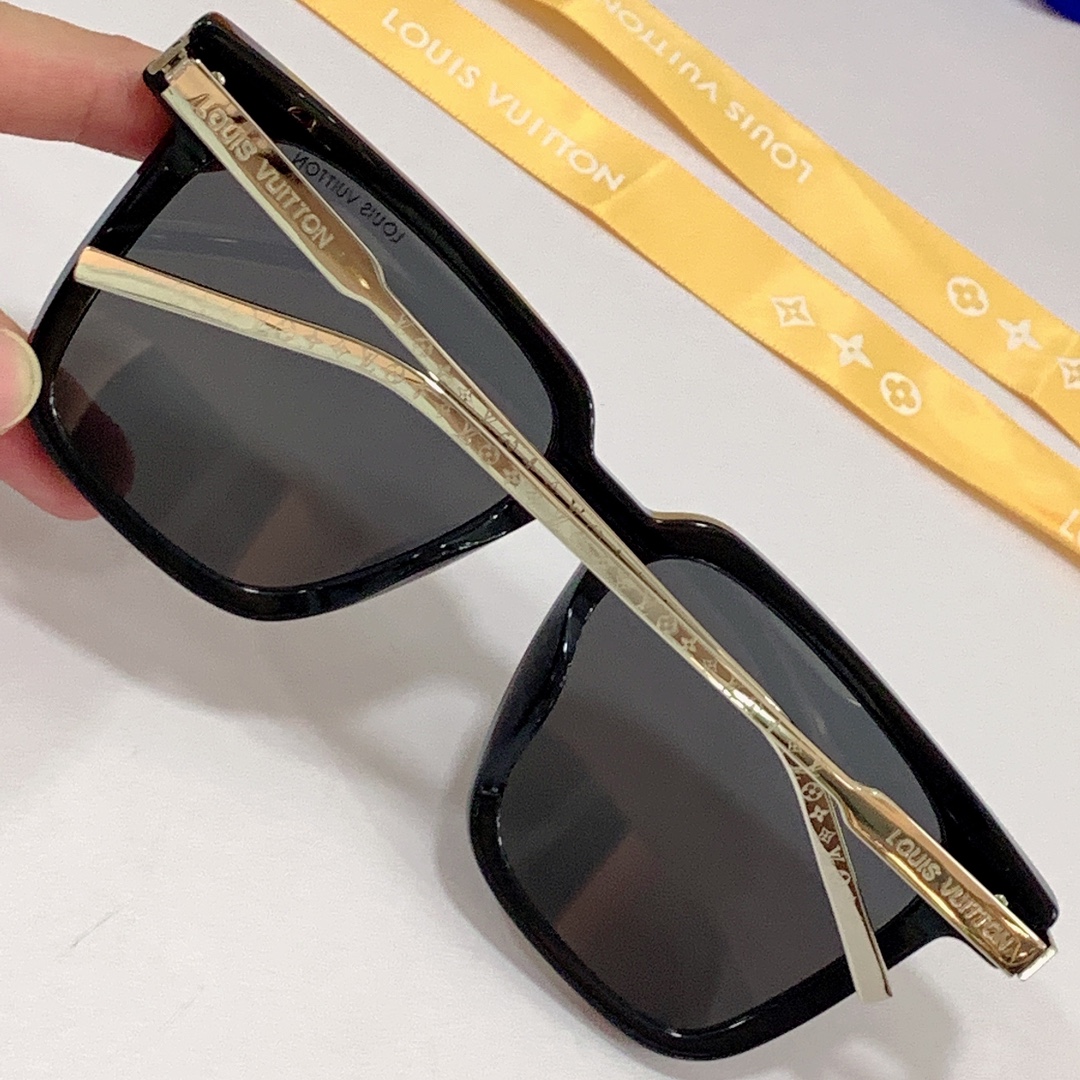 Shop Louis Vuitton Lv Rise Square Sunglasses (Z1667E, Z1668E) by  CITYMONOSHOP
