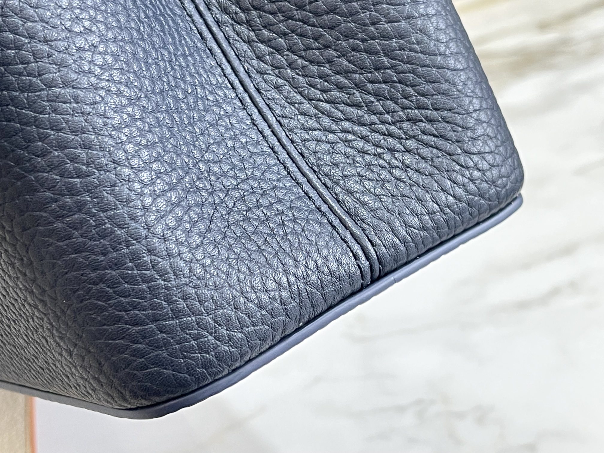 Louis Vuitton Capucines MM Capucines in Blue – WOMEN – Handbags M58695-Bestpurse.me