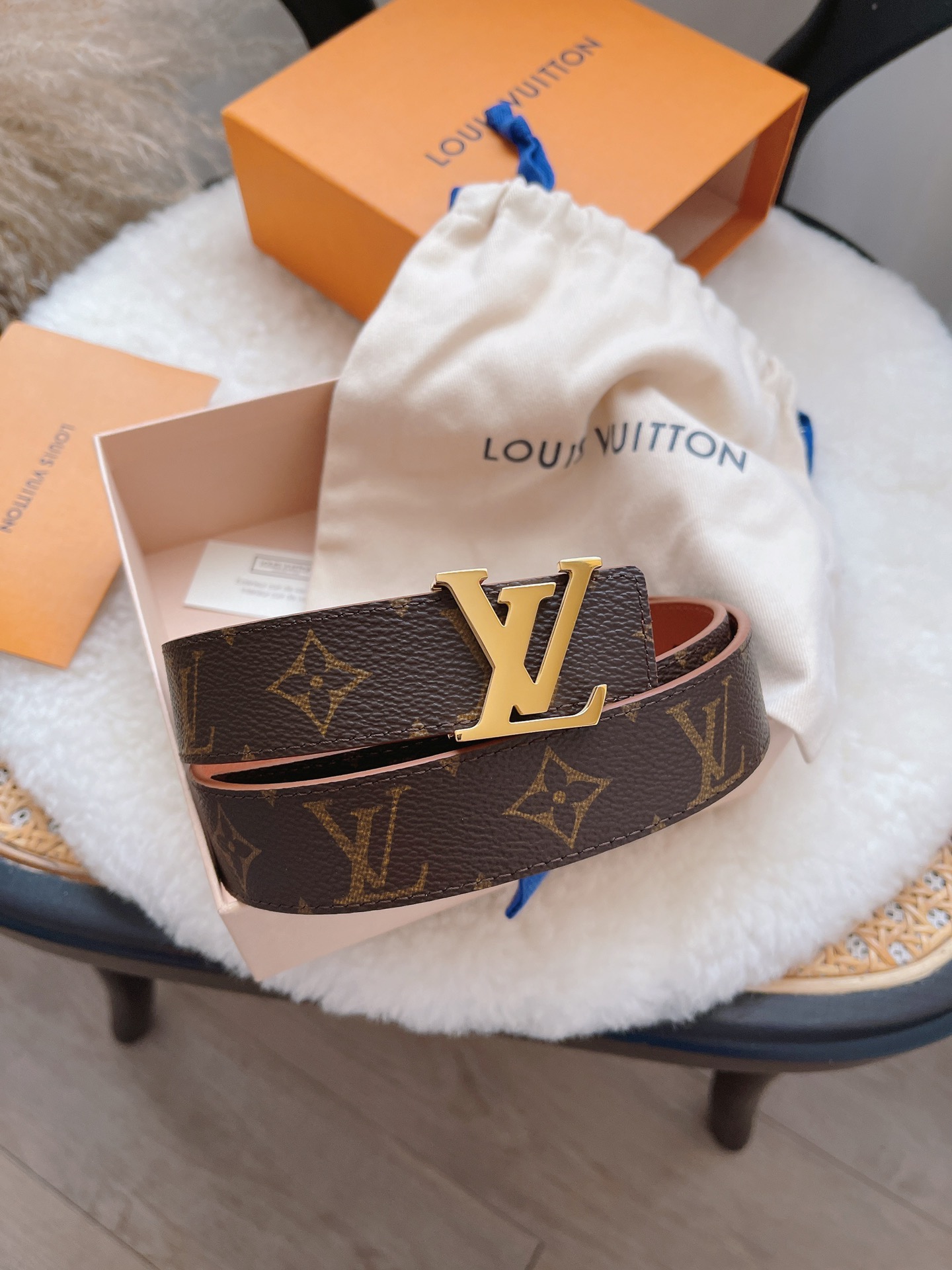 Louis Vuitton LV Initiales 30mm Reversible Belt Monogram in Brown – WOMEN – Accessories M0391V