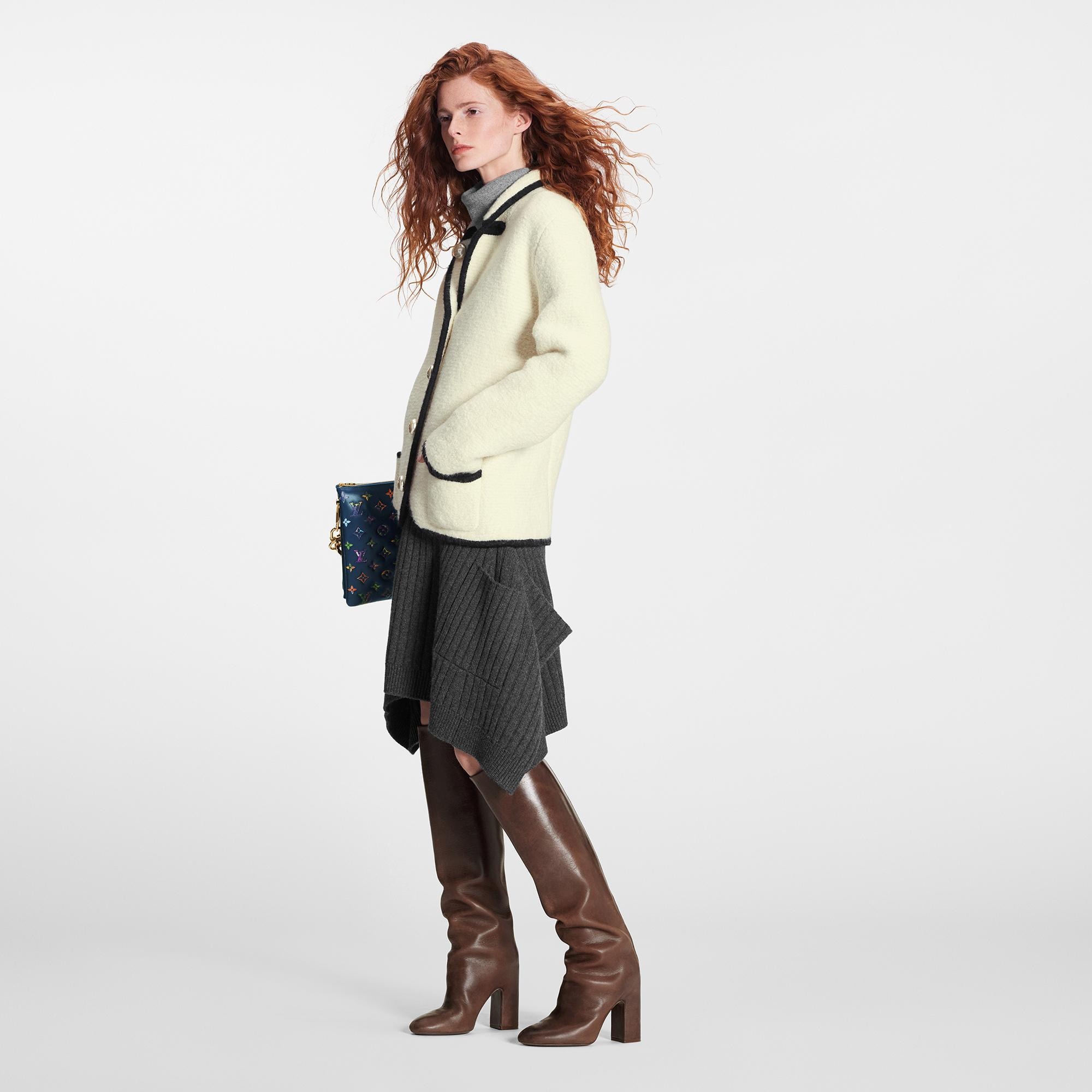 Louis Vuitton Pearly Button Boxy Knit Jacket – Women – Ready-to-Wear 1AAMAV S