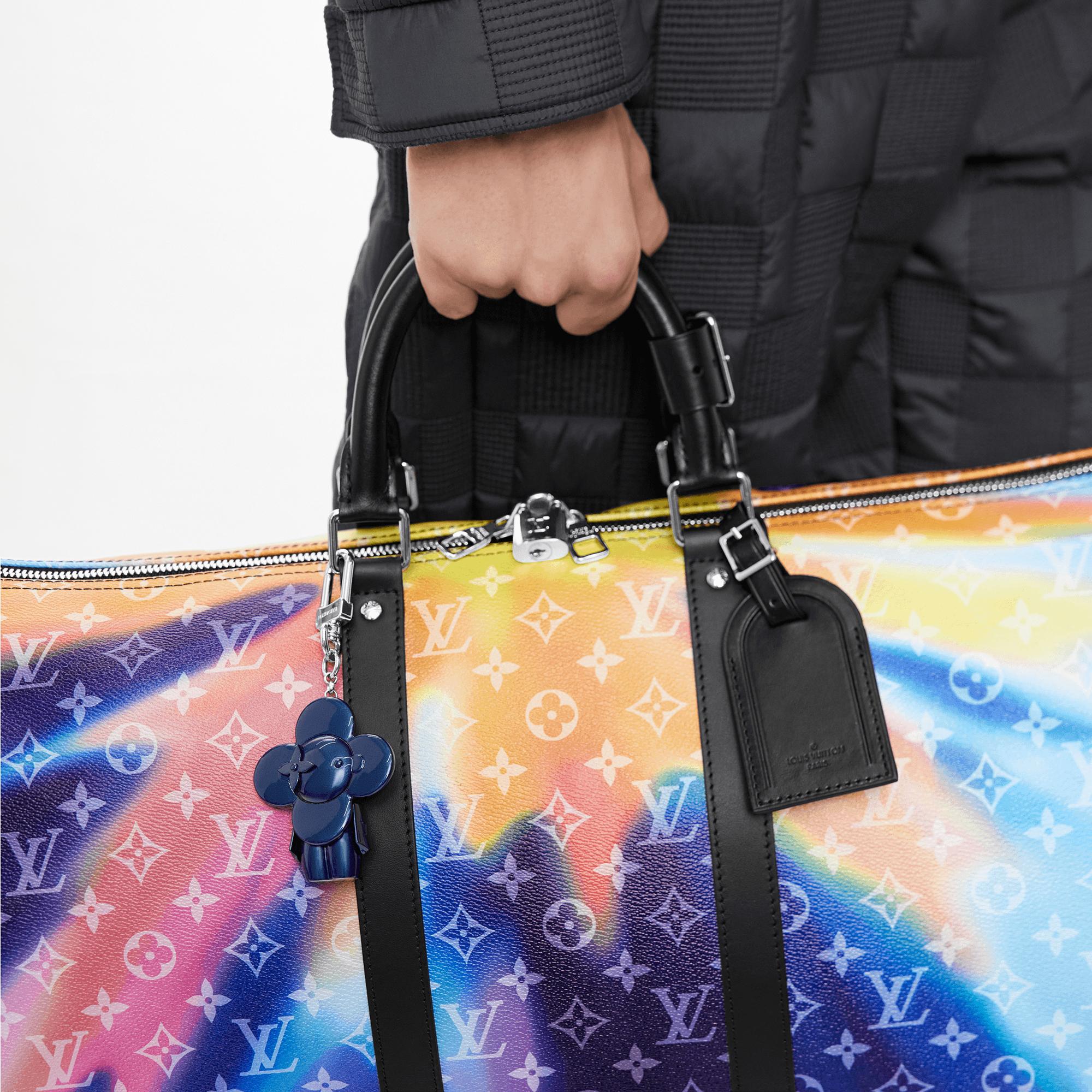 Louis Vuitton Vivienne Metal Bag Charm And Key Holder – Men – Accessories M00483 Navy