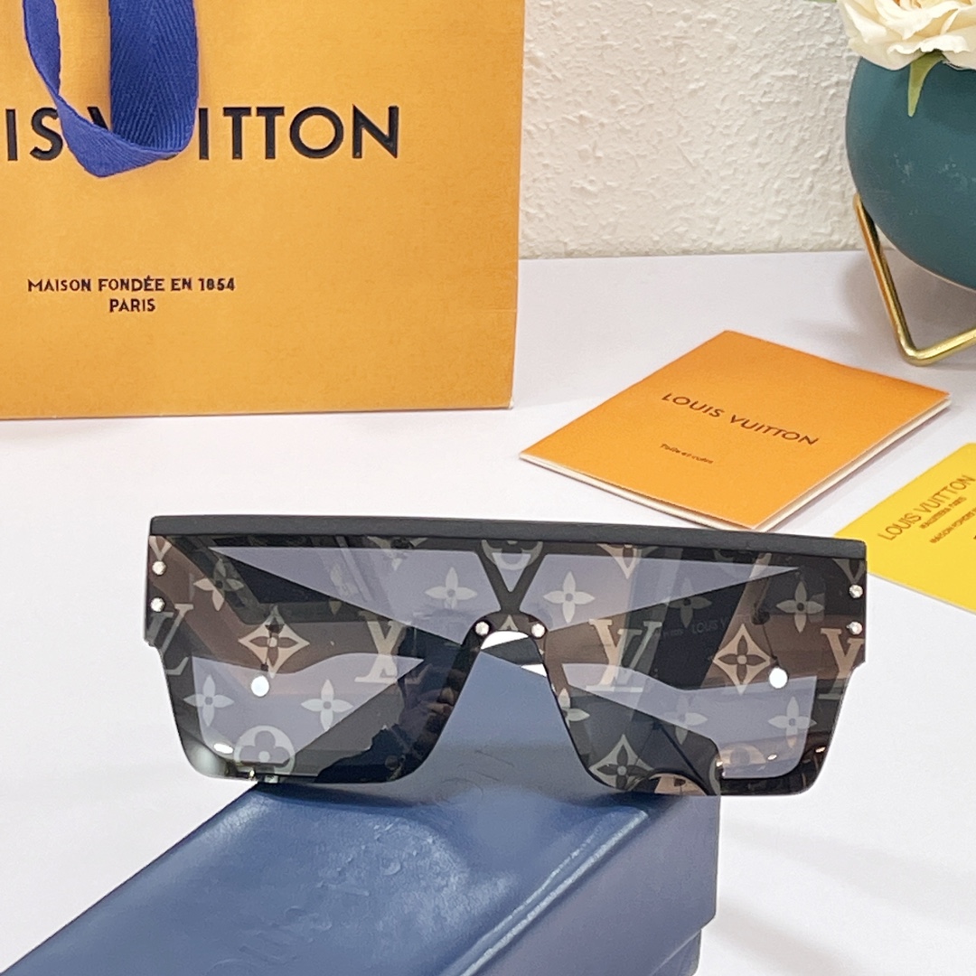 Louis Vuitton LV Waimea L Sunglasses in Black – MEN – Accessories Z1583W Z1583E