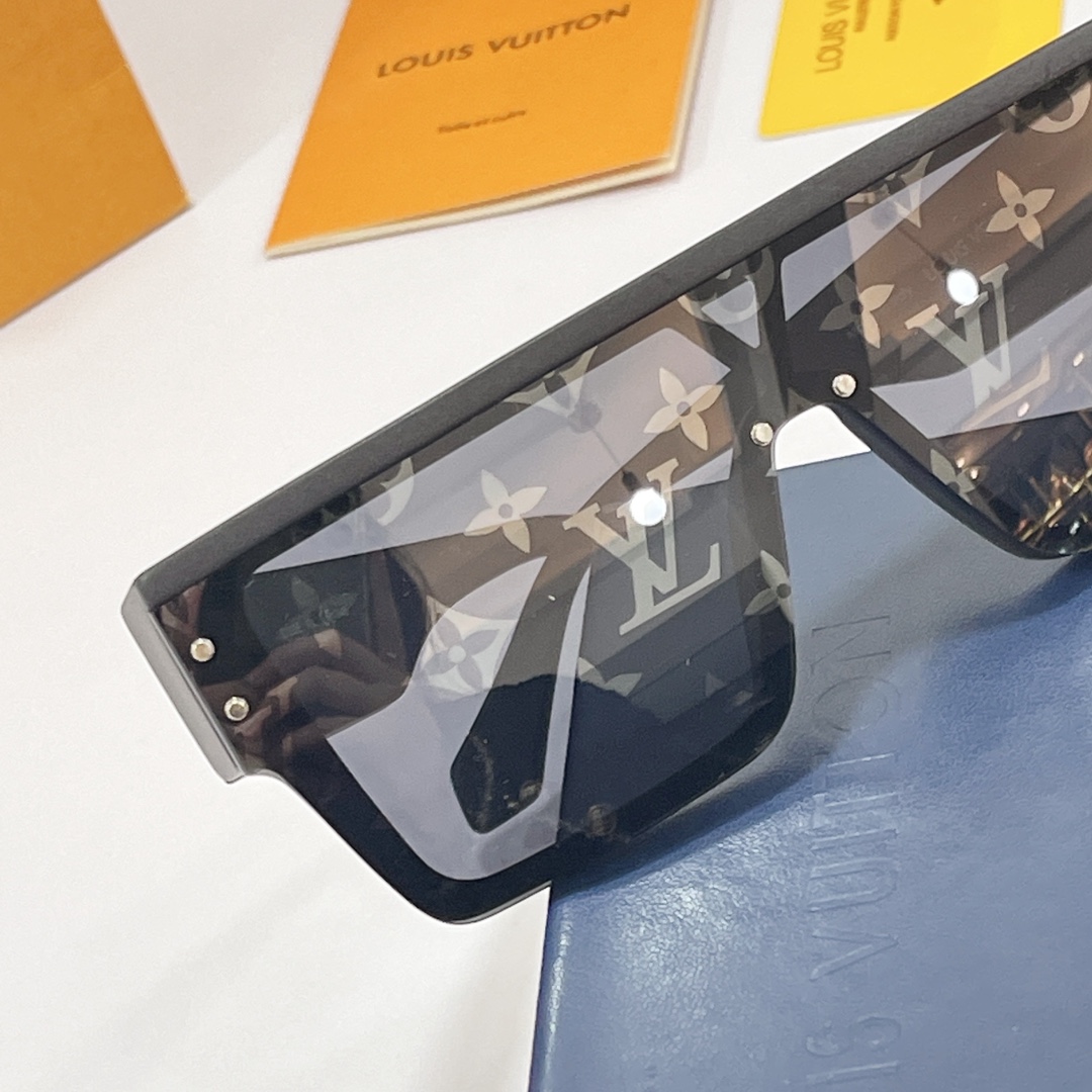 LOUIS VUITTON LV Waimea L Sunglasses Eye Were Plastic Black Z1583E