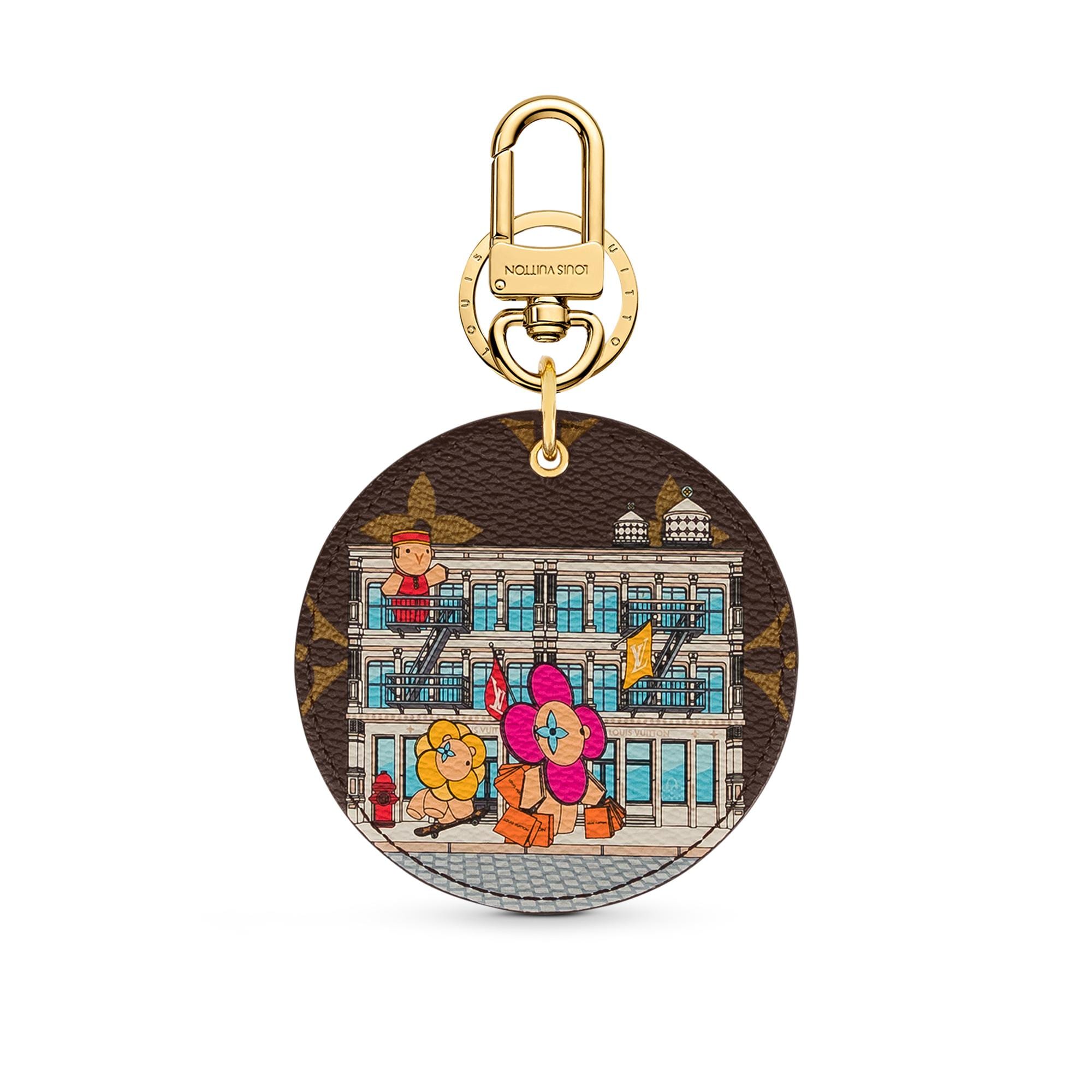 Louis Vuitton Illustre Xmas New York Bag Charm and Key Holder – Women – Accessories M00873