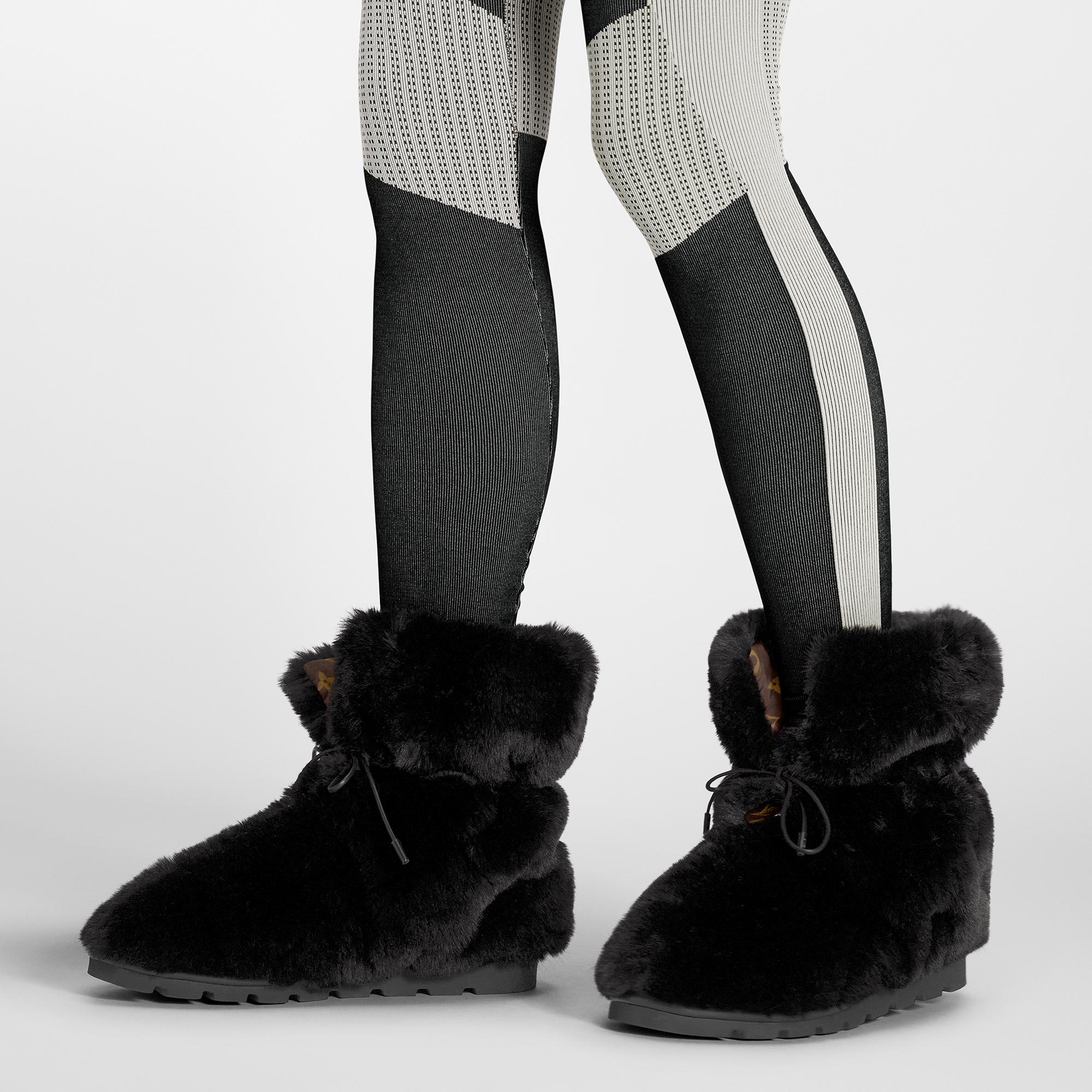 Louis Vuitton Pillow Flat Comfort Ankle Boot – Women – Shoes 1AALXW