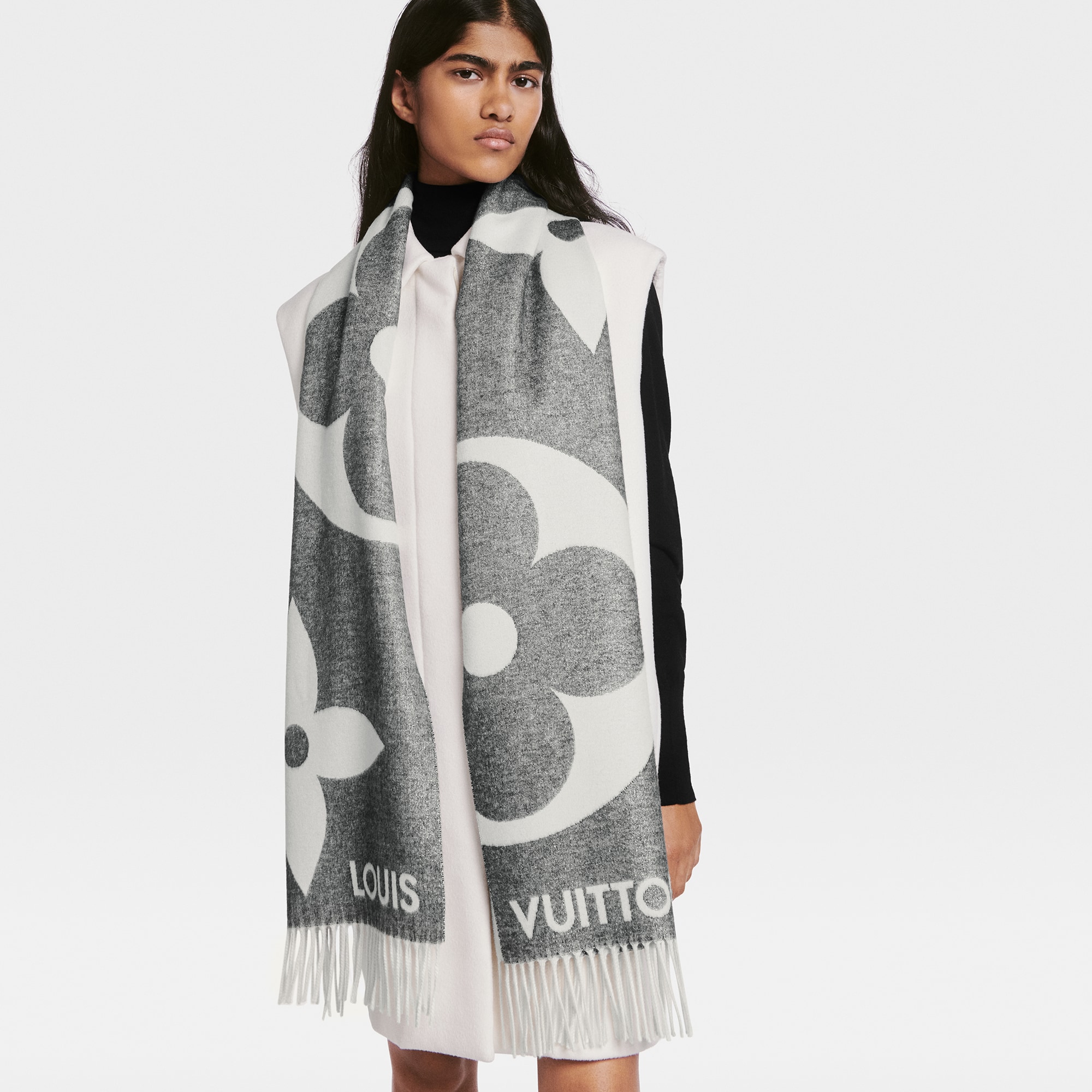 Louis Vuitton Ultimate Shine Scarf – Women – Accessories M78120