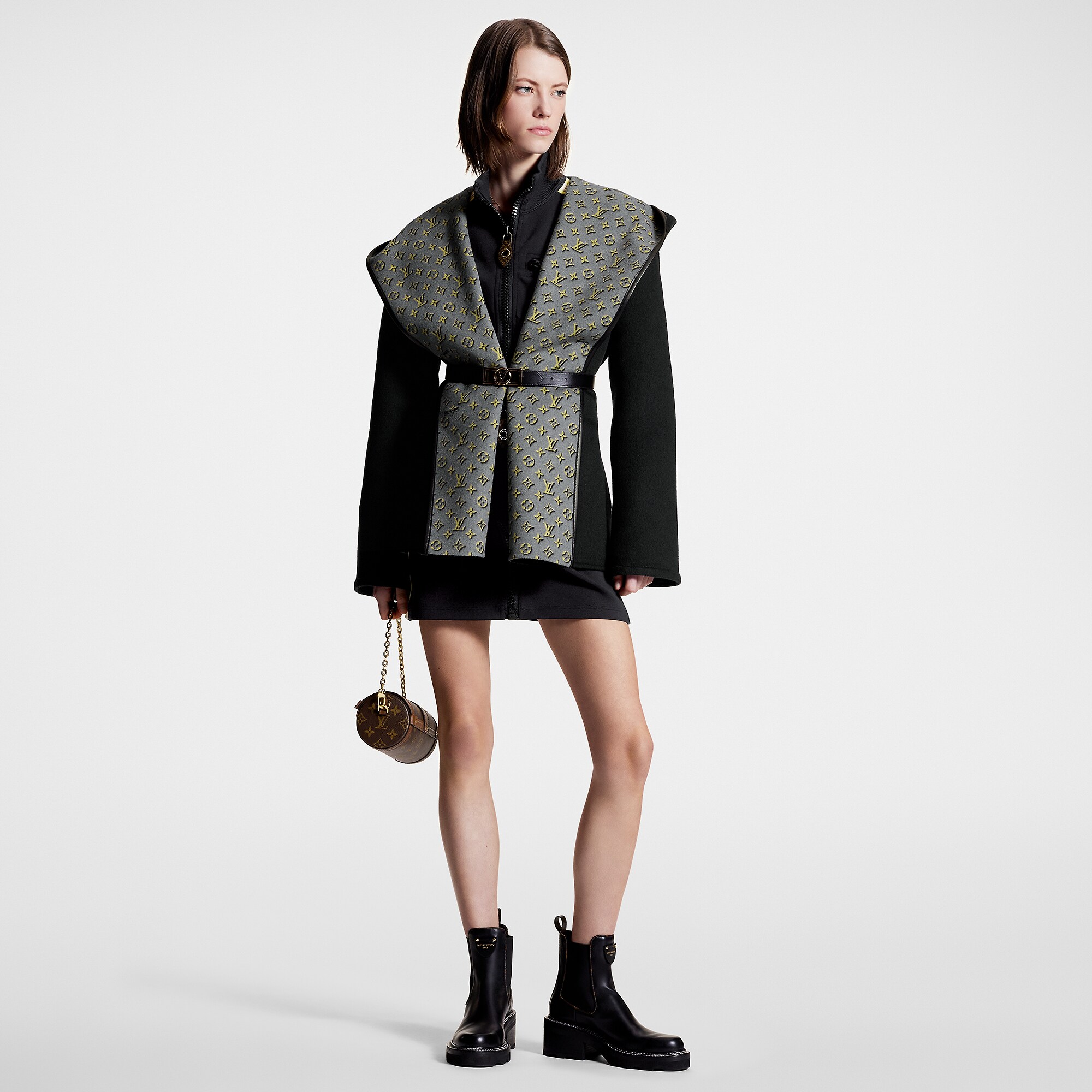 Louis Vuitton 3D Monogram Double-Breasted Wrap Coat – Women – Ready-to-Wear 1ABQNA Métal Noir