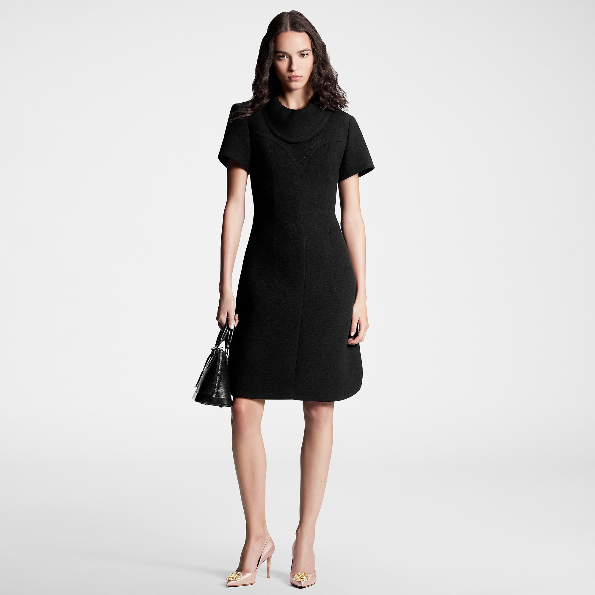 Louis Vuitton Bib Collar Fitted Dress – Women – Ready-to-Wear 1AC1E0