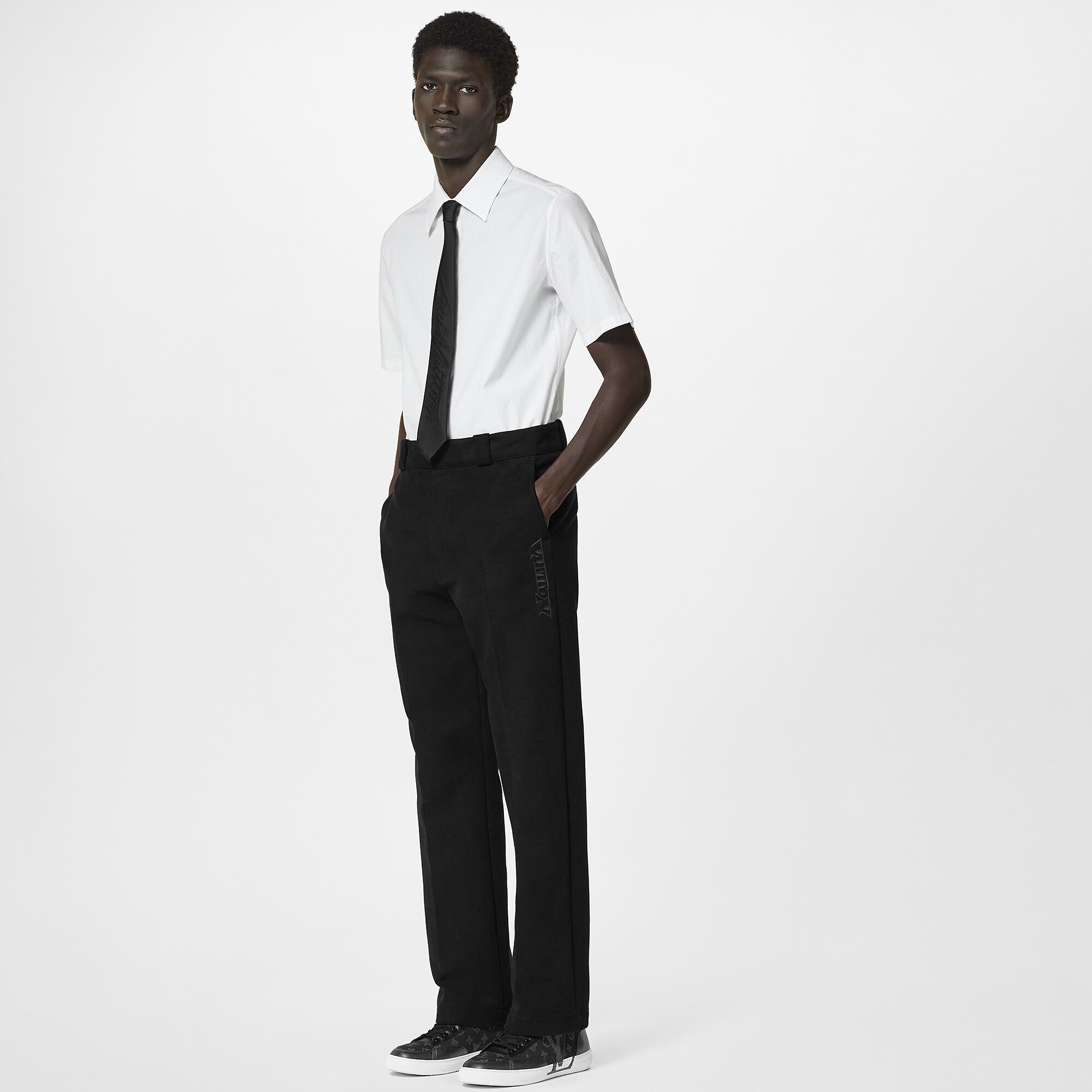 Louis Vuitton Chino Pants – Men – Ready-to-Wear 1AATCC