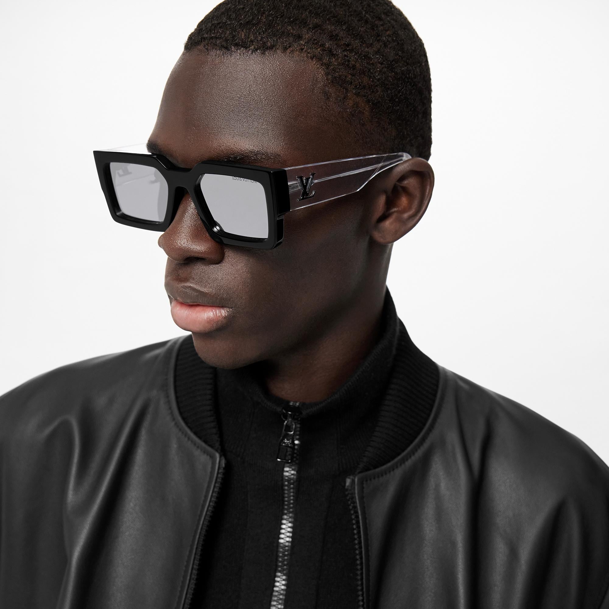 Louis Vuitton LV Clash Square Sunglasses – MEN – Accessories Z1580E Z1580W Transparent